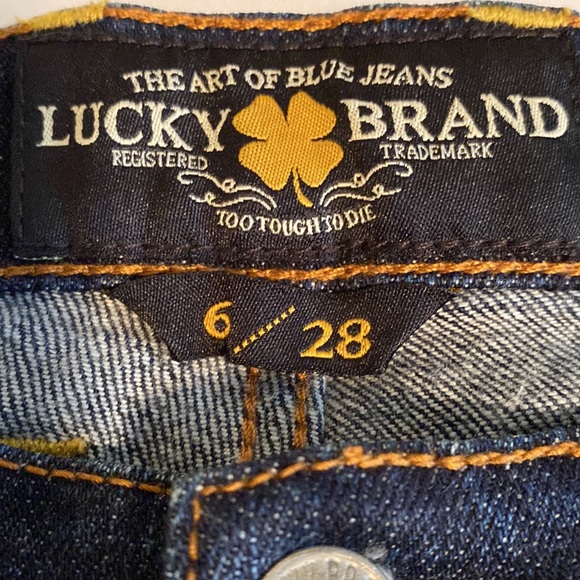Lucky Brand Danville Classic Rider Crop in Tie Breaker dark wash Size 28 - Picture 5 of 16